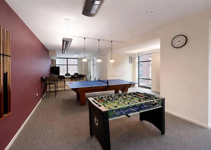 Appartement Grant Park 2br With Balcony Skyline View & Gym In Downtown *